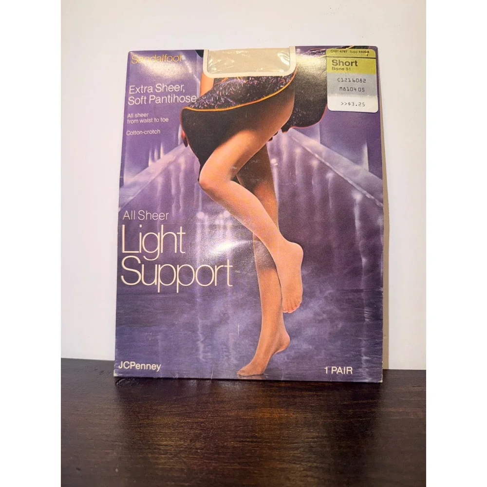Vintage JCPenney Sandalfoot Extra Sheer‎ Light Support Pantihose Bone Short NIP